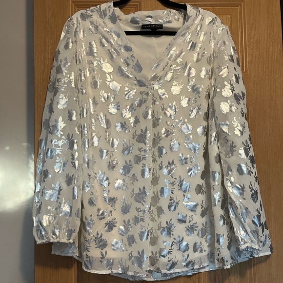 Lane Bryant White Chiffon Silver Floral Tunic Blouse - Picture 2 of 11